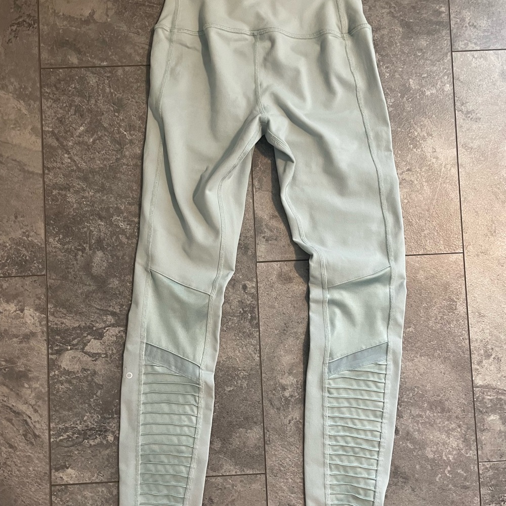 Alo Leggings Xsmall - Picture 2 of 4